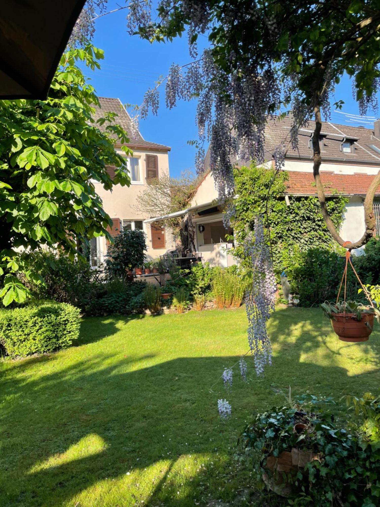 Saarlouis Innenstadt Im Gruenen Buitenkant foto